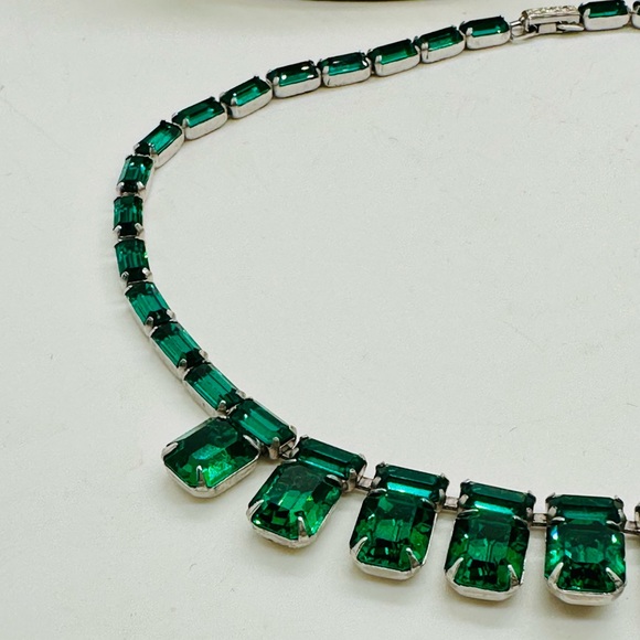 Vintage Rare Green Crystal Necklace - Picture 15 of 17